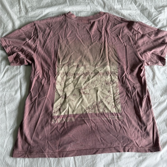 Elevation Faith Graphic Tee - Picture 3 of 4